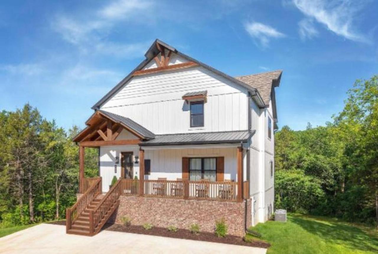 Premier Retreat With Hot Tub, Theater & Pool Table Villa Hollister Екстериор снимка