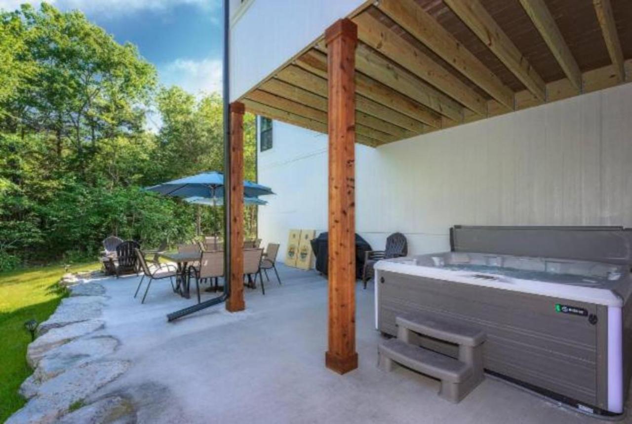 Premier Retreat With Hot Tub, Theater & Pool Table Villa Hollister Екстериор снимка