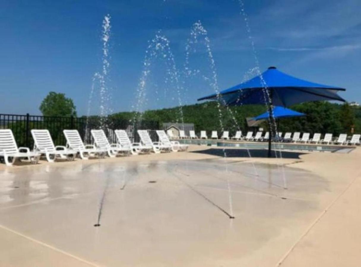 Premier Retreat With Hot Tub, Theater & Pool Table Villa Hollister Екстериор снимка