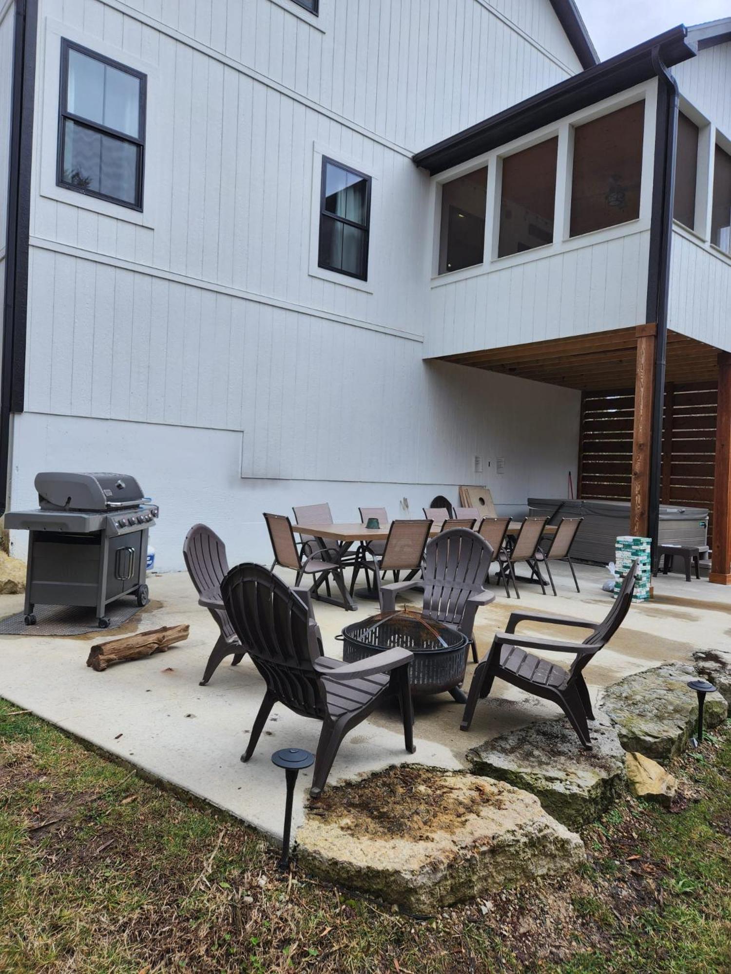 Premier Retreat With Hot Tub, Theater & Pool Table Villa Hollister Екстериор снимка